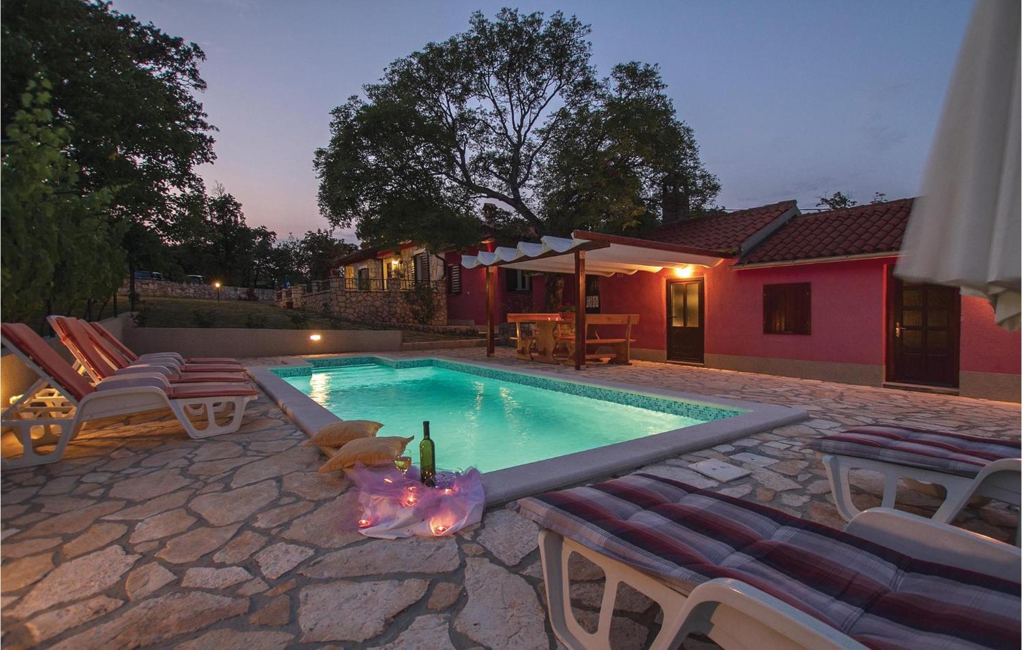 3 Bedroom Nice Home In Breg Raša Exterior foto